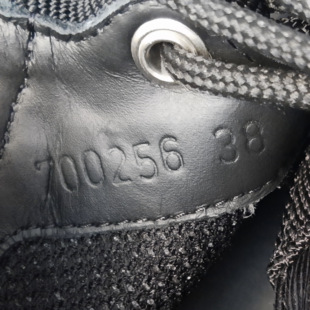 Nwb. Authentic. Gucci ankle lace up boots - Picture 7 of 10
